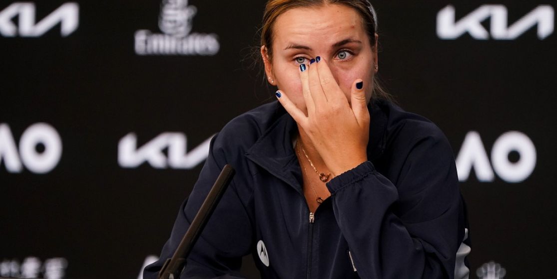 Sofia Kenin sheds a tear