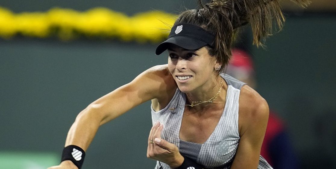 Ajla Tomljanovic serving