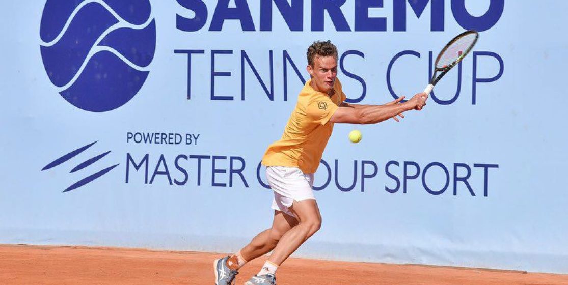 Luca Van Assche intègre le Top 100