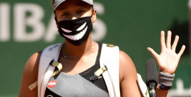 The tennis news (but not only) of the week : flies dropping and crosswords