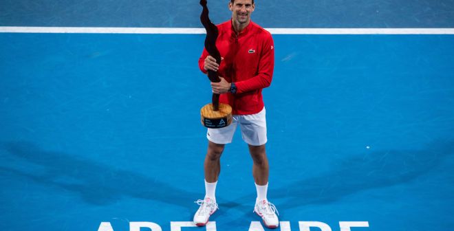 Tsitsipas, Djokovic et Berrettini montrent les muscles