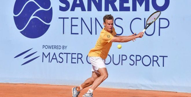 Luca Van Assche intègre le Top 100